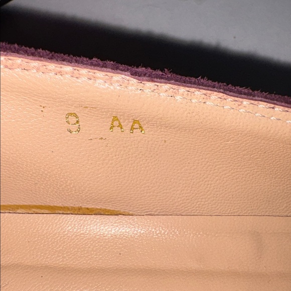 Amalfi Purple Suede flat with bows. Women’s 9 - Picture 7 of 7